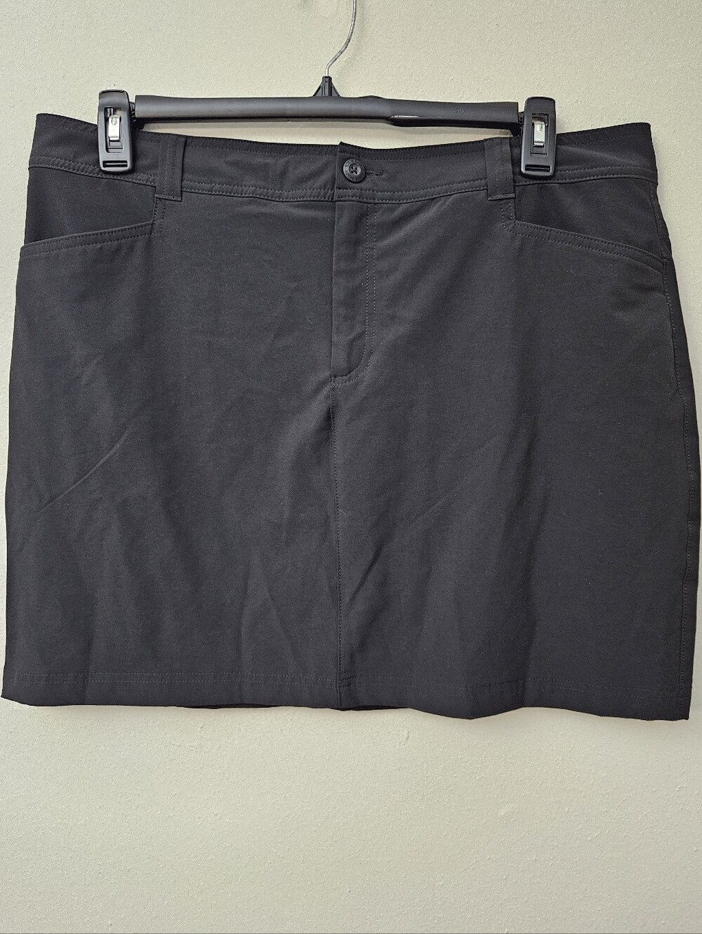 Eddie Bauer Black Stretch Mini Skort